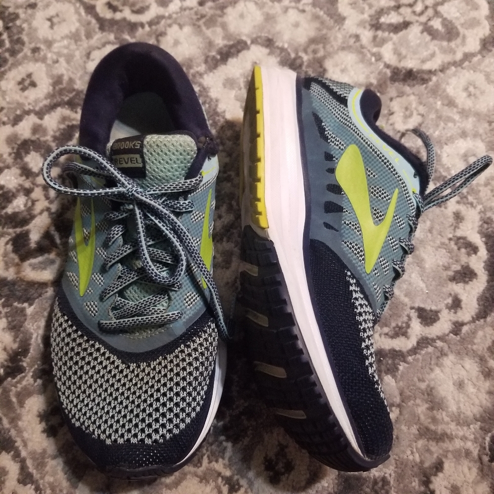 Brooks Revel Tennis Shoes